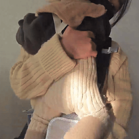 Porte_bebe_kangourou_reglable_gif