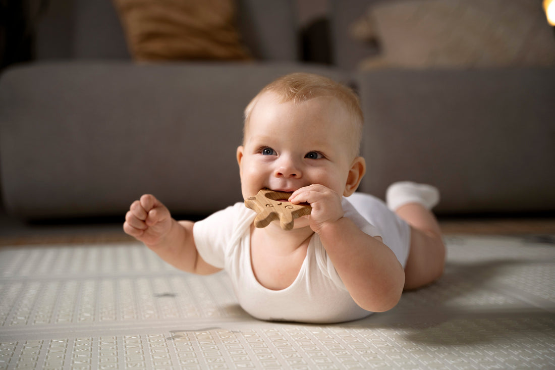 Anneau de dentition, accessoire indispensable pour les gencives douloureuses de votre bébé.